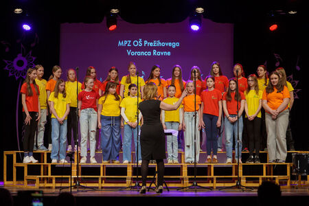 Srečanje otroških in mladinskih pevskih zborov, Naše pesmi naj donijo (11)